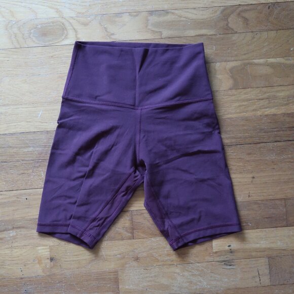 lululemon athletica Pants - Align Short 8" size 4 in color Cassis
